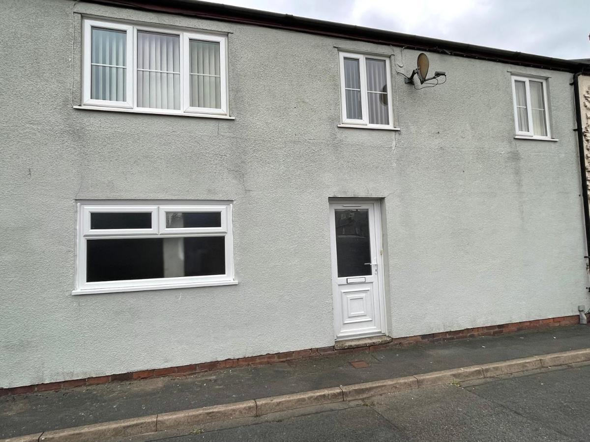 Westend Holiday Let 3 Brecon Exterior foto